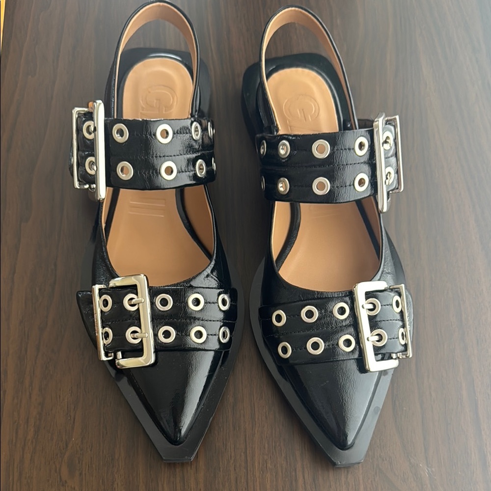 Ganni Stylish Black Buckle Women Shoes